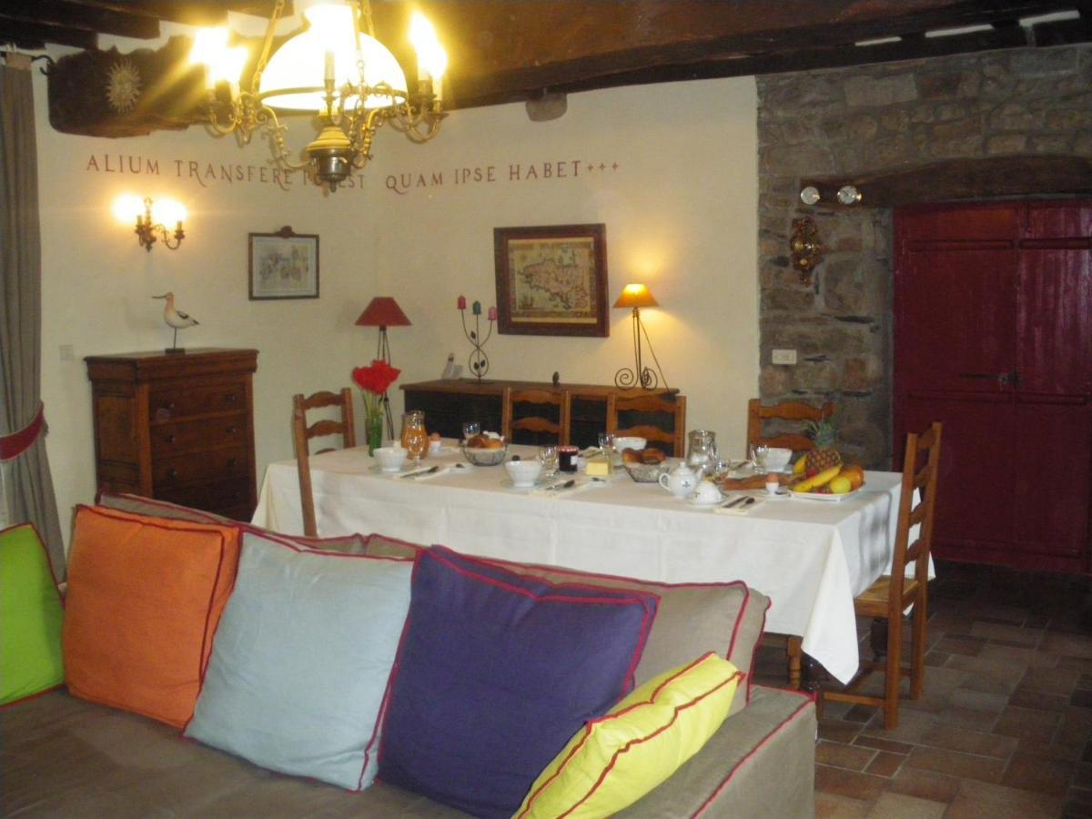 Manoir De La Ville Marie Hirel 외부 사진